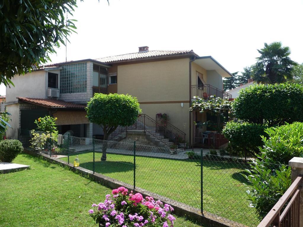 אומאג Apartments & Rooms Milka מראה חיצוני תמונה