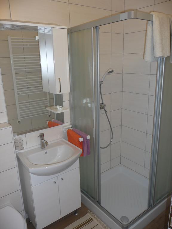 אומאג Apartments & Rooms Milka מראה חיצוני תמונה
